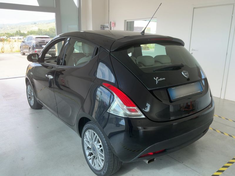 Lancia Ypsilon 1.3 JTD Silver 2013 – снимка 6