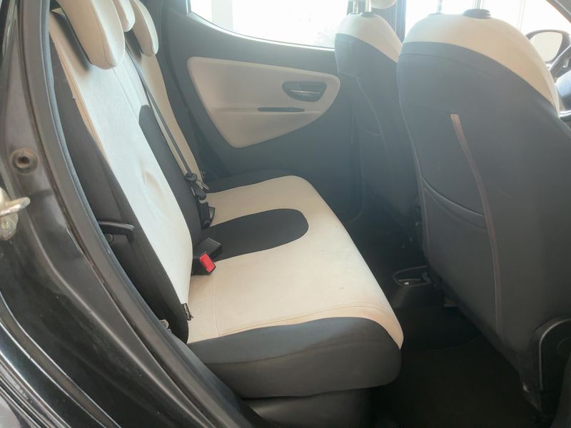 Lancia Ypsilon 1.3 JTD Silver 2013 – снимка 19