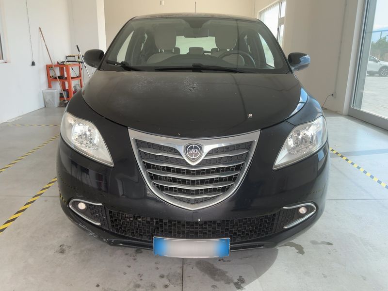 Lancia Ypsilon 1.3 JTD Silver 2013 – снимка 14