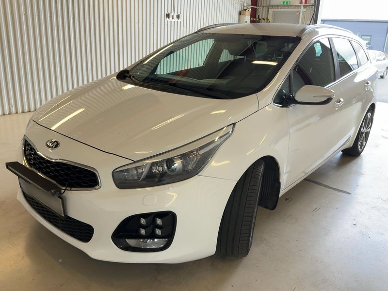Kia cee'd 1.6 CRDi GT Line 2016 – снимка 1