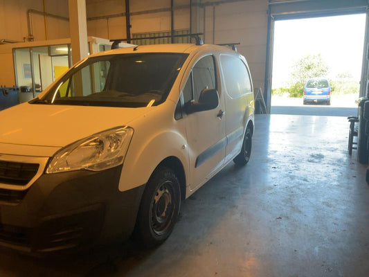 Peugeot Partner 1.6 Blue-HDi L1 Premium 2017 – снимка 2