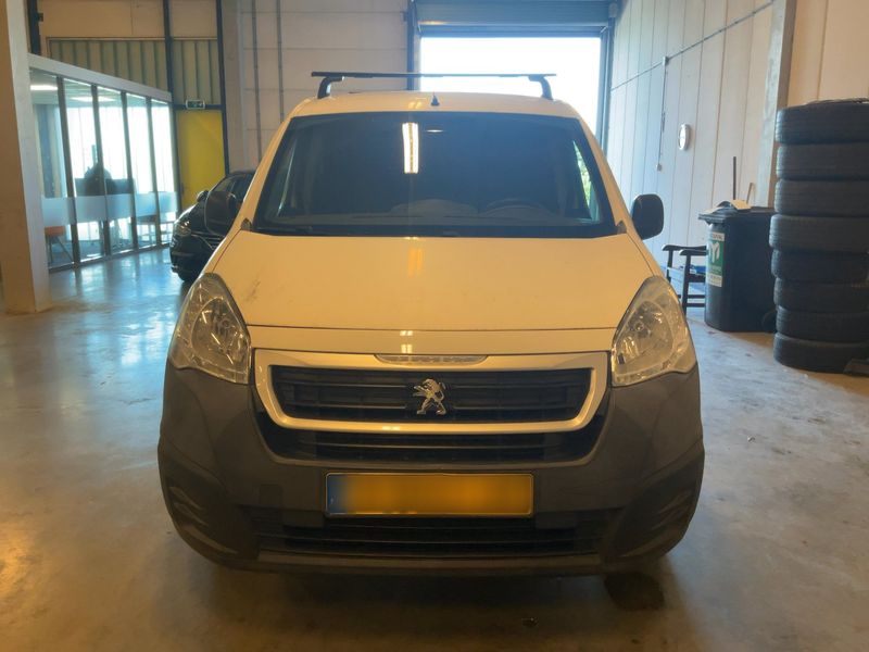 Peugeot Partner 1.6 Blue-HDi L1 Premium 2017 – снимка 14