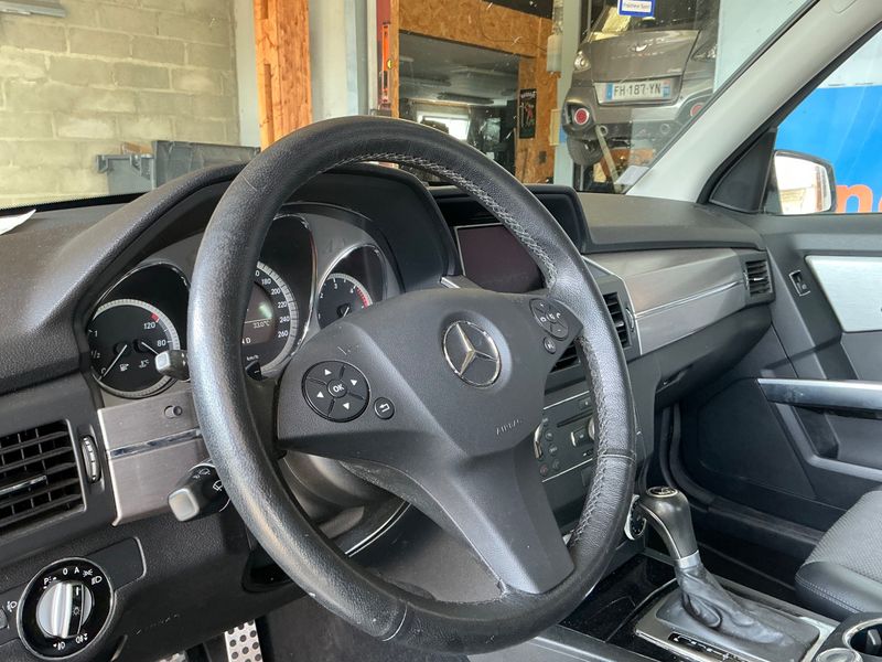 Mercedes-Benz GLK-Klasse GLK 220 CDI 4Matic BlueEfficiency 2009 – снимка 28