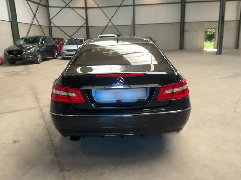 Mercedes-Benz E-Klasse E 220 CDI BlueEfficiency Avantgarde 2013 – снимка 7