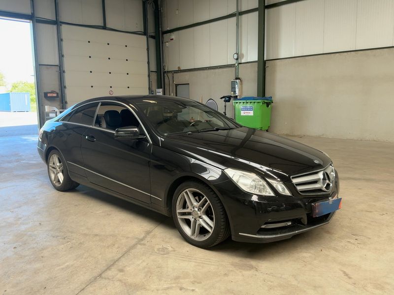 Mercedes-Benz E-Klasse E 220 CDI BlueEfficiency Avantgarde 2013 – снимка 8