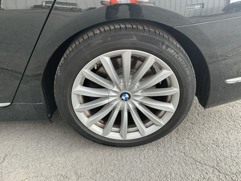 BMW 7er 740i 2018 – снимка 5