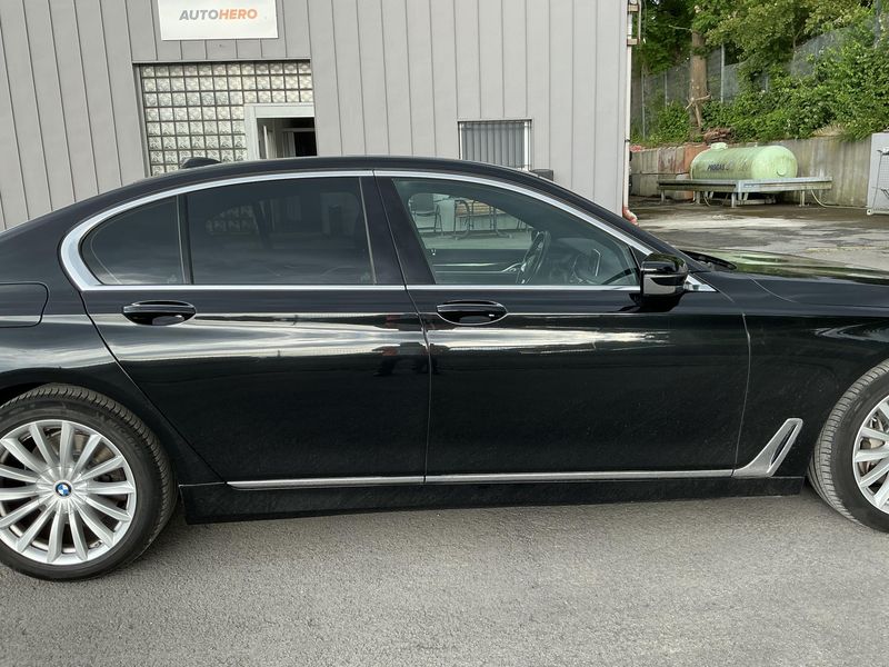 BMW 7er 740i 2018 – снимка 10