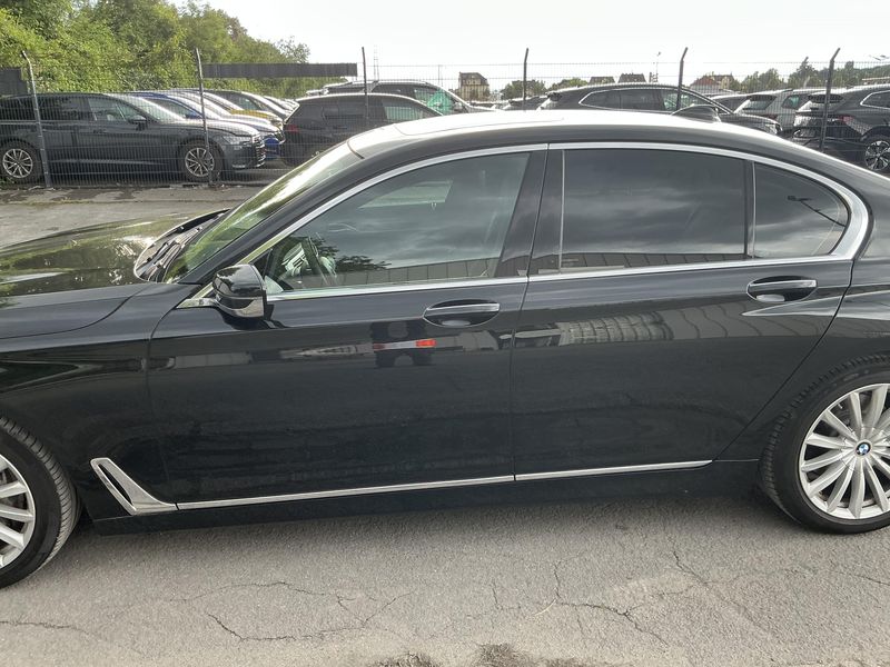BMW 7er 740i 2018 – снимка 4