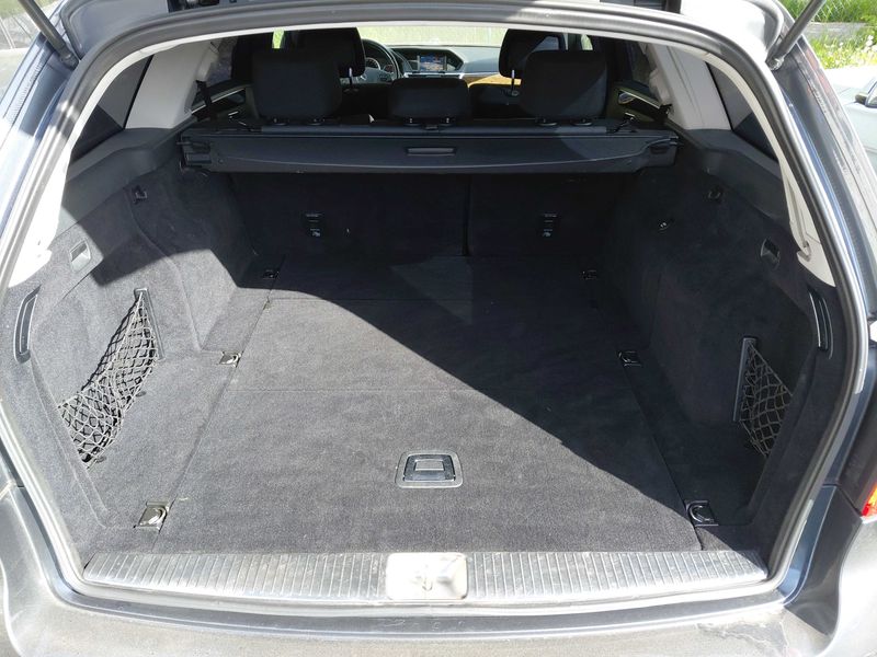 Mercedes-Benz E-Klasse E 200 CDI T BlueEfficiency 2010 – снимка 9