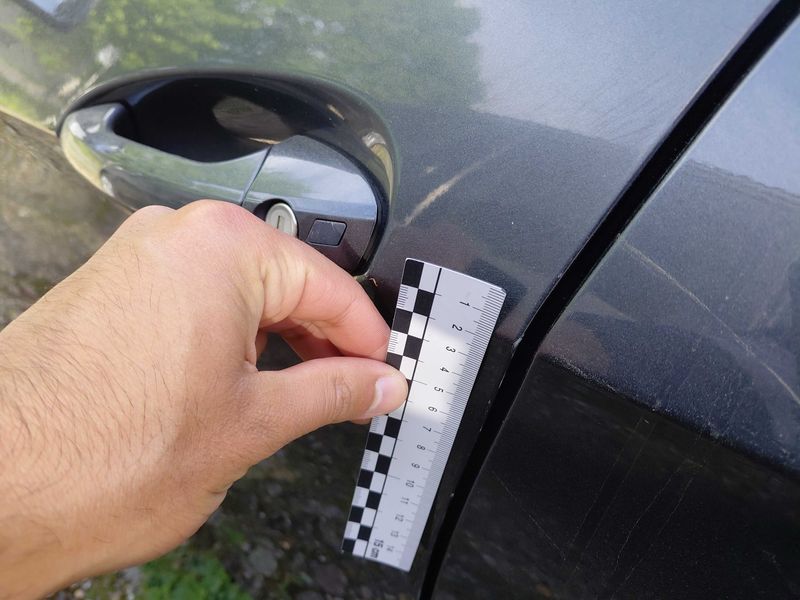 Mercedes-Benz E-Klasse E 200 CDI T BlueEfficiency 2010 – снимка 28