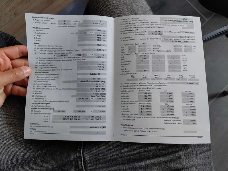 Mercedes-Benz E-Klasse E 200 CDI T BlueEfficiency 2010 – снимка 17