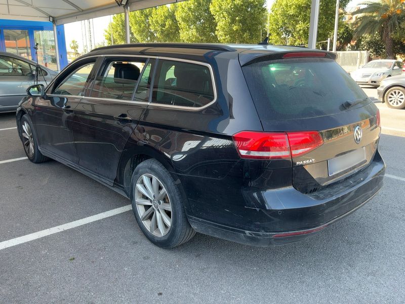 Volkswagen Passat 1.6 TDI Advance BlueMotion Tech 2015 – снимка 6
