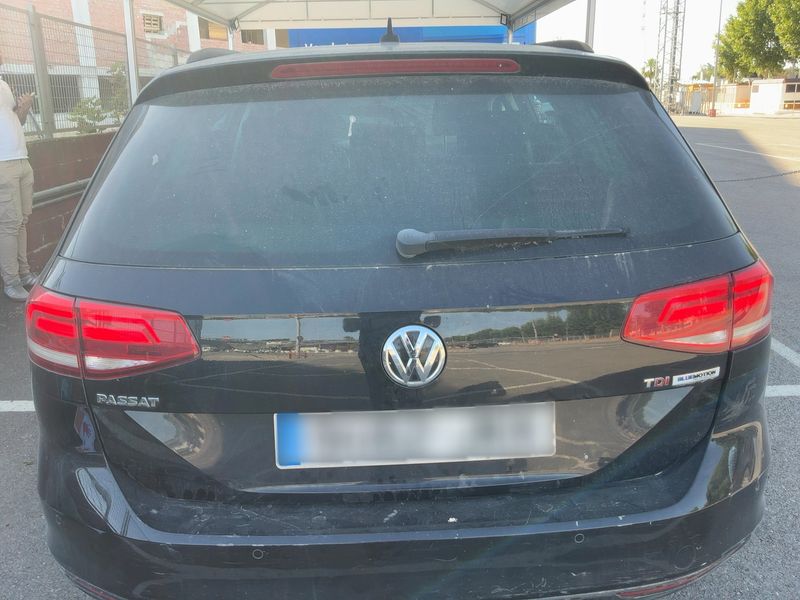Volkswagen Passat 1.6 TDI Advance BlueMotion Tech 2015 – снимка 7