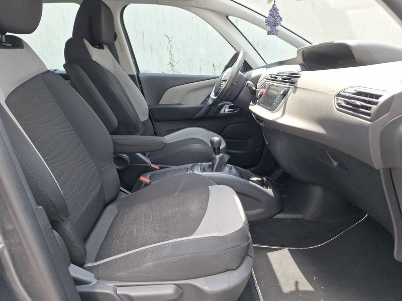Citroen C4 Picasso 1.6 e-HDi Intensive 2013 – снимка 10