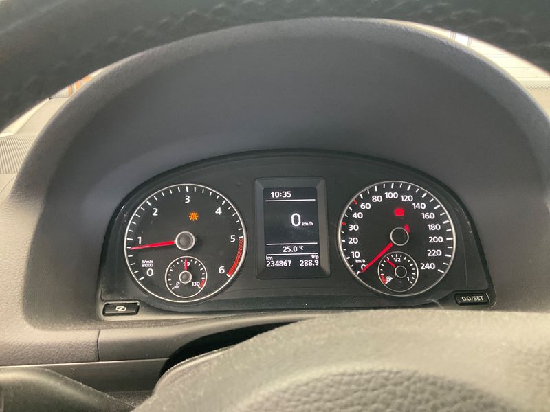 Volkswagen Touran 1.6 TDI Comfortline 2011 – снимка 4