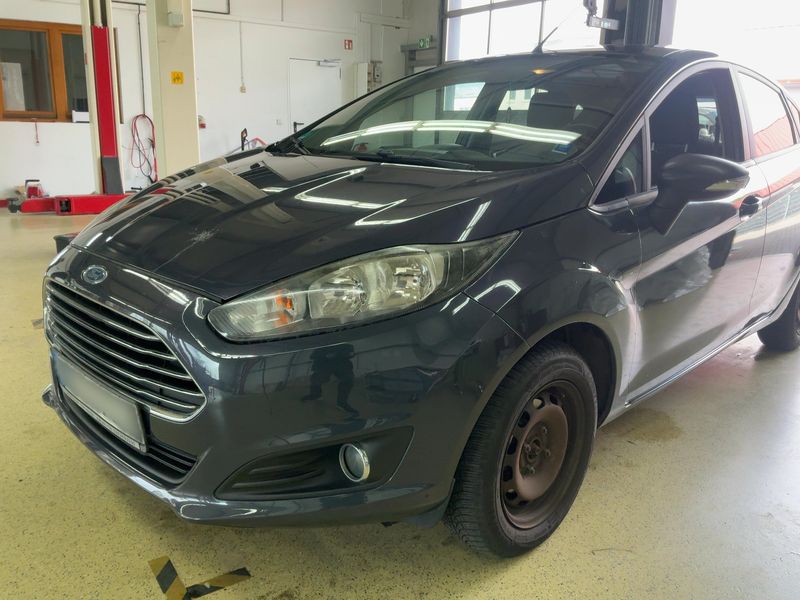 Ford Fiesta 1.0 SYNC Edition 2013 – снимка 2