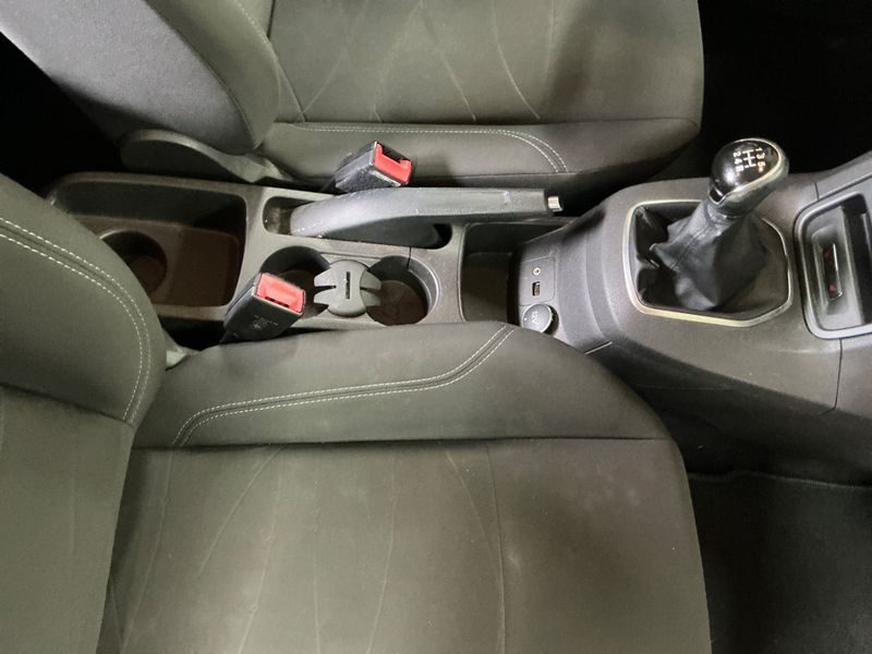 Ford Fiesta 1.0 SYNC Edition 2013 – снимка 27