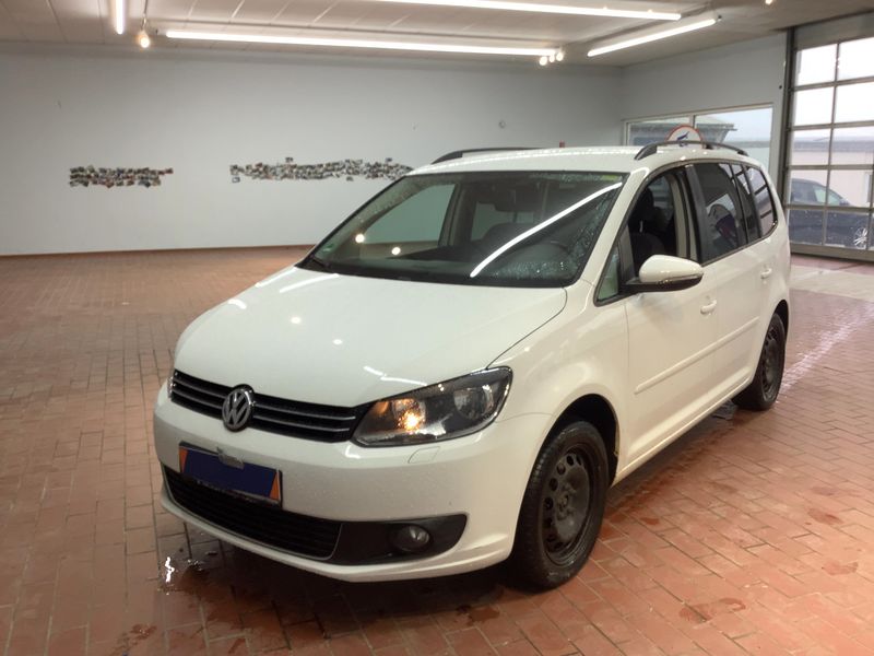 Volkswagen Touran 1.6 TDI Comfortline BlueMotion Tech 2014 – снимка 1