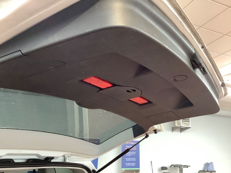 Volkswagen Touran 1.6 TDI Comfortline BlueMotion Tech 2014 – снимка 36