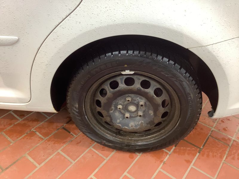 Volkswagen Touran 1.6 TDI Comfortline BlueMotion Tech 2014 – снимка 5