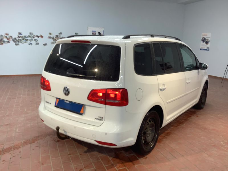 Volkswagen Touran 1.6 TDI Comfortline BlueMotion Tech 2014 – снимка 8