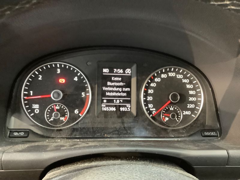 Volkswagen Touran 1.6 TDI Comfortline BlueMotion Tech 2014 – снимка 19