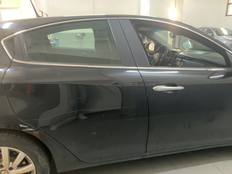 Alfa Romeo Giulietta 1.6 JTD Distinctive 2015 – снимка 10