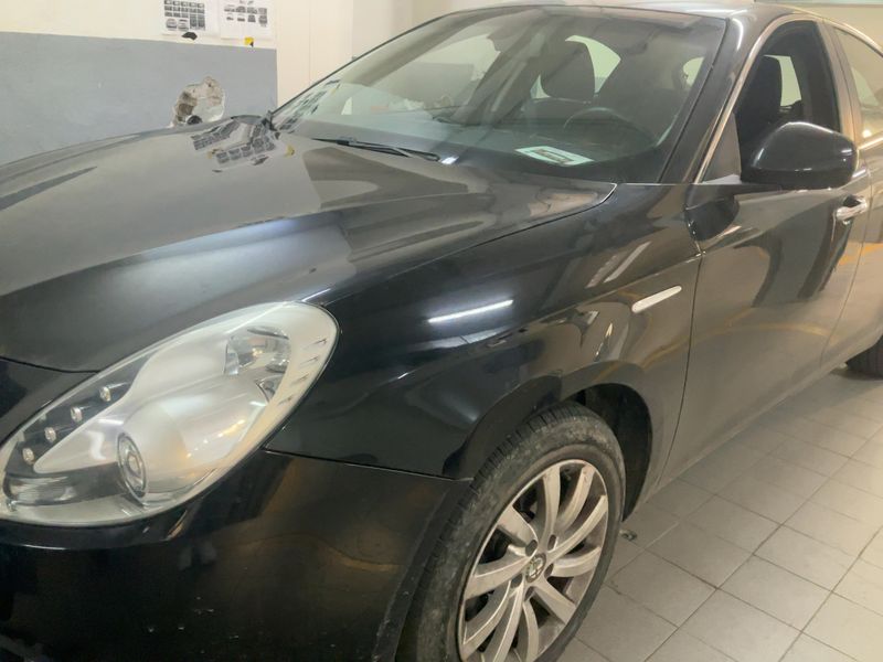 Alfa Romeo Giulietta 1.6 JTD Distinctive 2015 – снимка 2