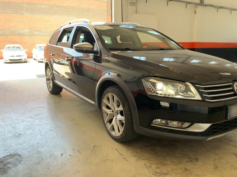Volkswagen Passat 2.0 TDI Sky 4Motion BlueMotion Tech 2014 – снимка 12