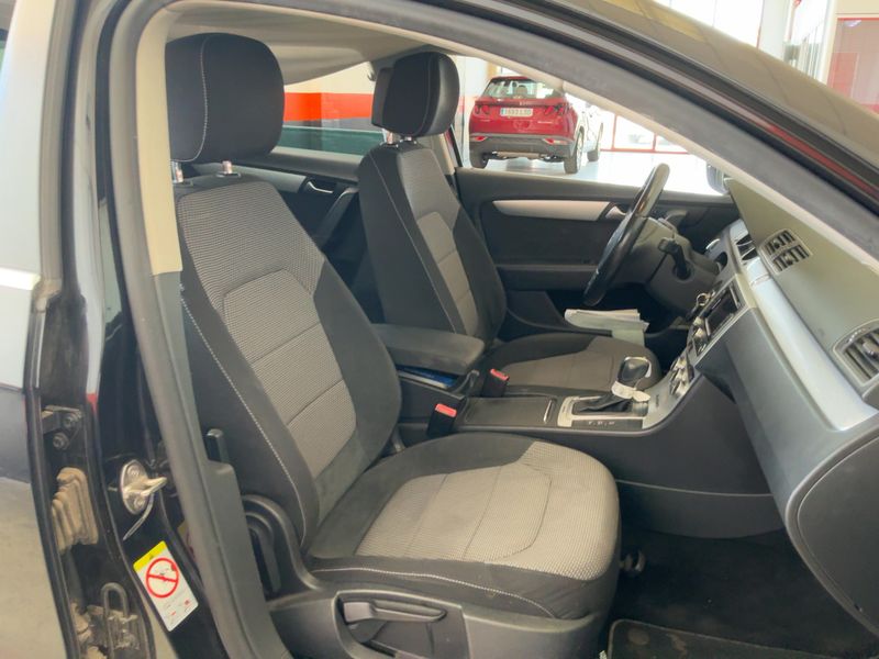 Volkswagen Passat 2.0 TDI Sky 4Motion BlueMotion Tech 2014 – снимка 16