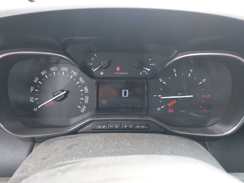 Citroen C3 Aircross 1.6 Blue-HDi Feel 2018 – снимка 12