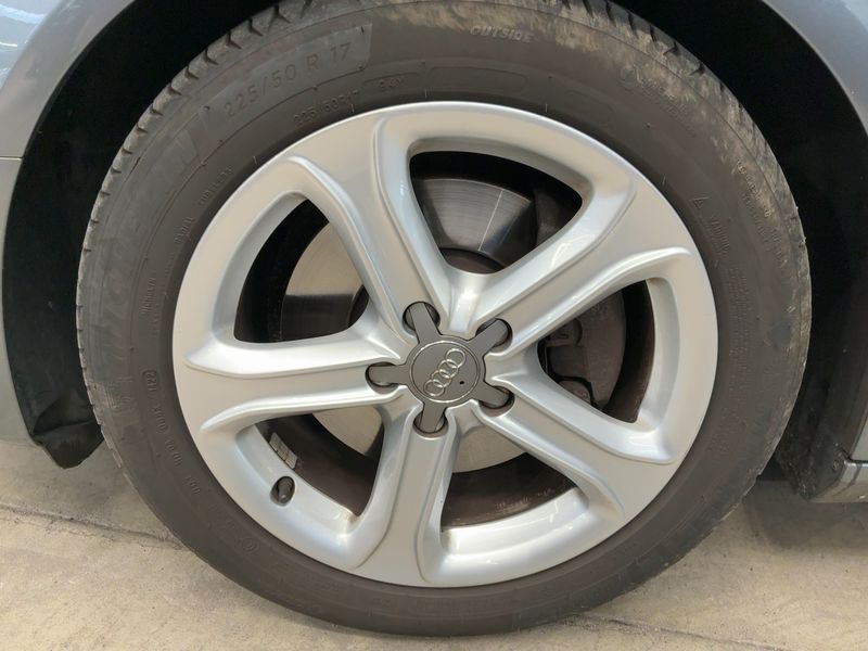 Audi A4 3.0 V6 TDI Ambition 2013 – снимка 3