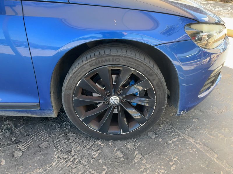 Volkswagen Scirocco 2.0 TDI 2011 – снимка 11