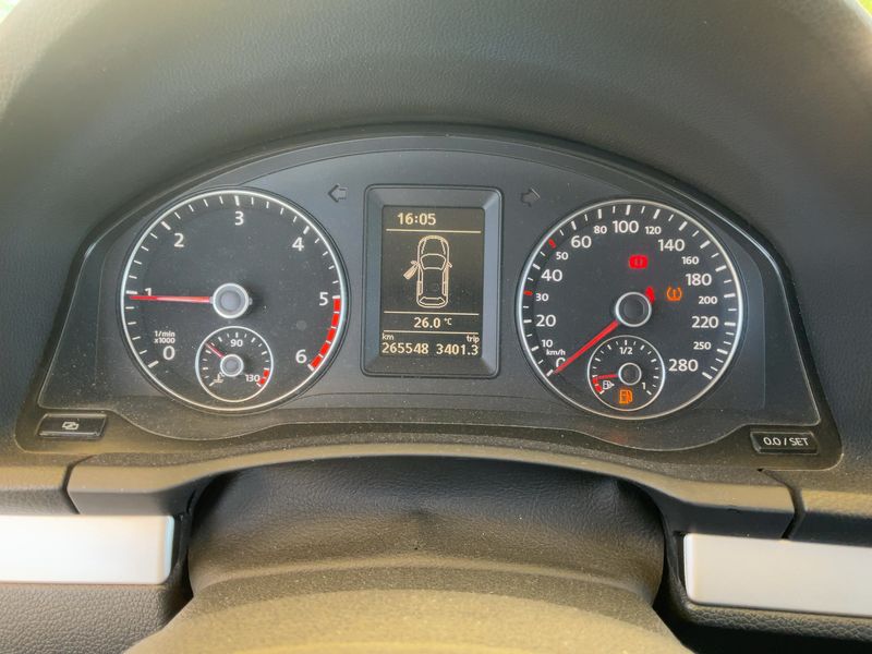 Volkswagen Scirocco 2.0 TDI 2011 – снимка 18