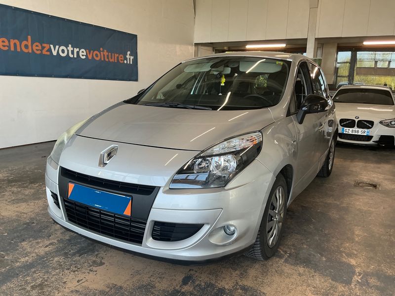 Renault Scenic 1.4 TCe BOSE Edition 2011 – снимка 1