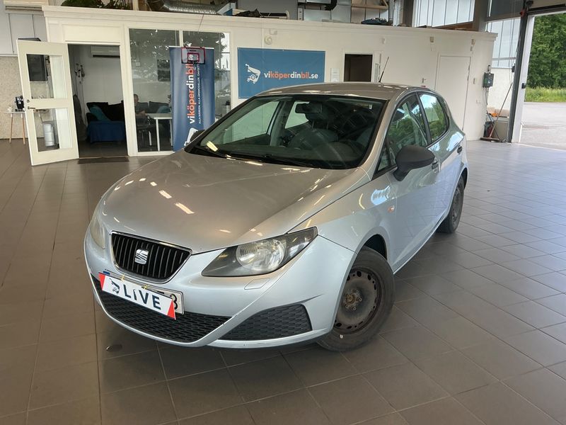 Seat Ibiza 1.4 Reference 2010 – снимка 1