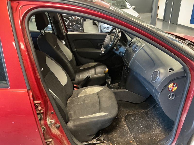 Dacia Sandero 1.5 dCi Stepway Prestige 2015 – снимка 3