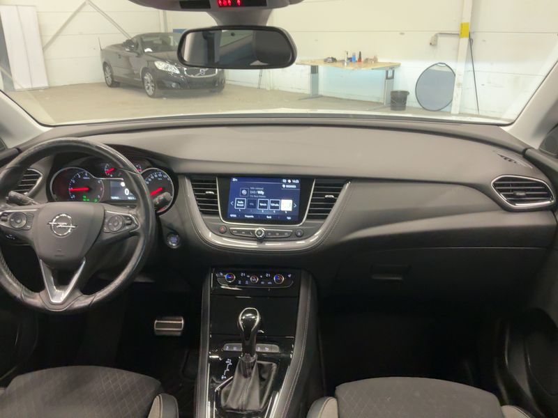 Opel Grandland X 1.2 Turbo Ultimate 2019 – снимка 17