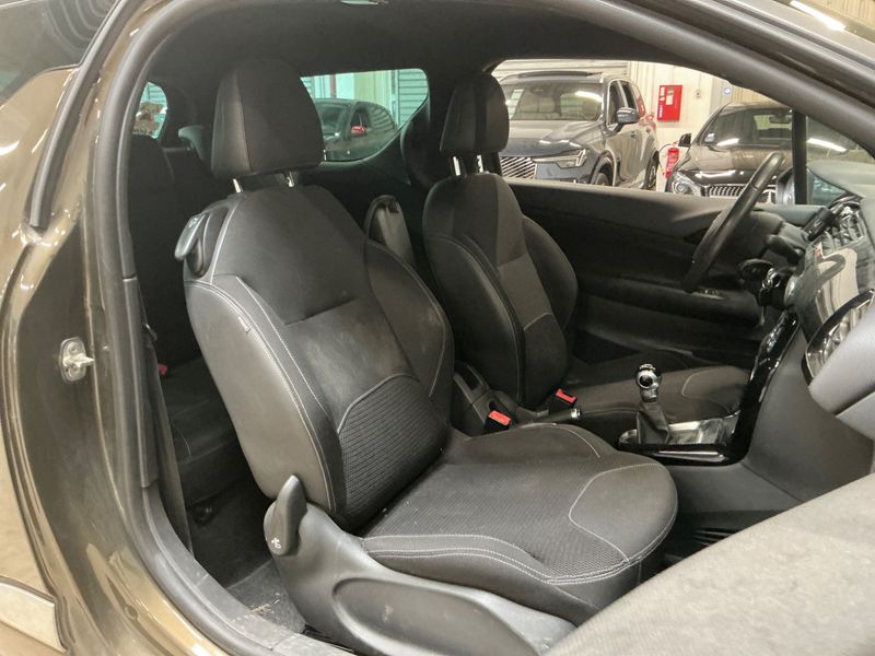Citroen DS3 1.6 VTi SoChic 2012 – снимка 3