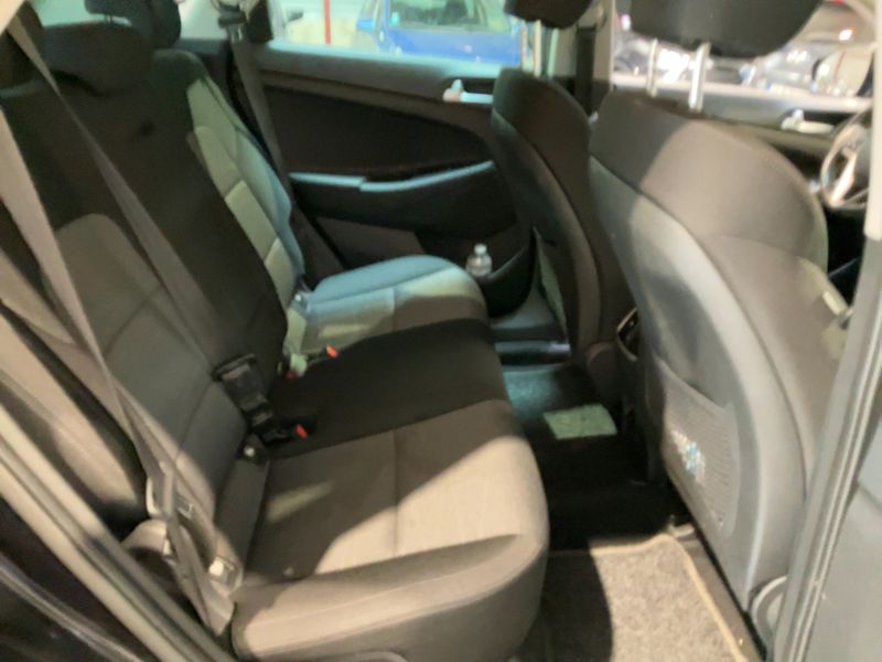 Hyundai Tucson 1.6 CRDi Business 2WD 2019 – снимка 19