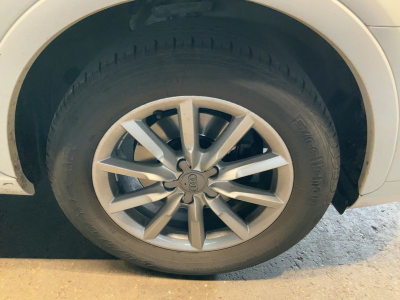 Audi Q3 2.0 TFSI quattro Sport 2015 – снимка 11