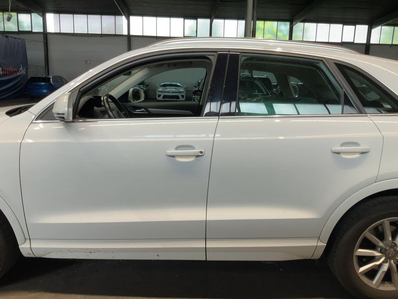 Audi Q3 2.0 TFSI quattro Sport 2015 – снимка 4