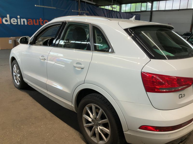 Audi Q3 2.0 TFSI quattro Sport 2015 – снимка 6