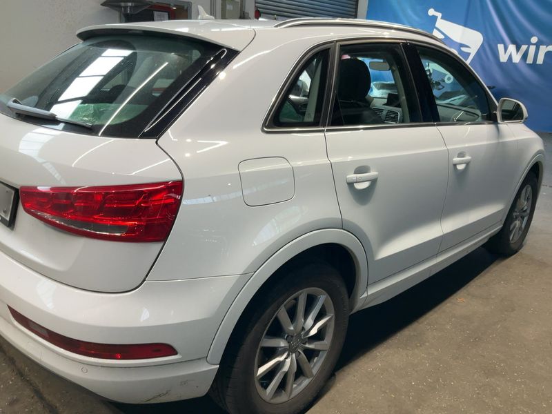 Audi Q3 2.0 TFSI quattro Sport 2015 – снимка 8