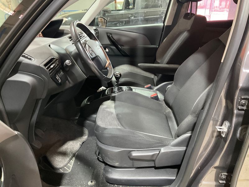 Citroen C4 Grand Spacetourer 1.5 Blue-HDi Feel 2019 – снимка 26
