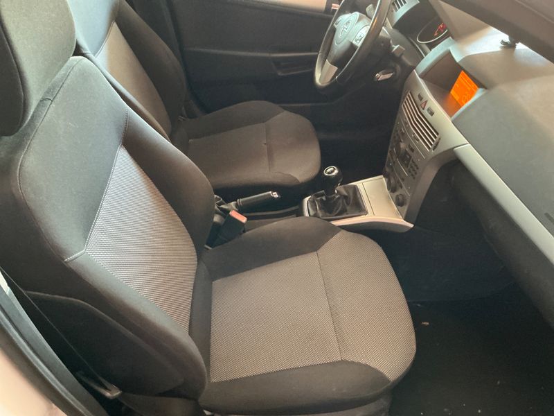 Opel Astra 1.7 CDTI Edition 2009 – снимка 3