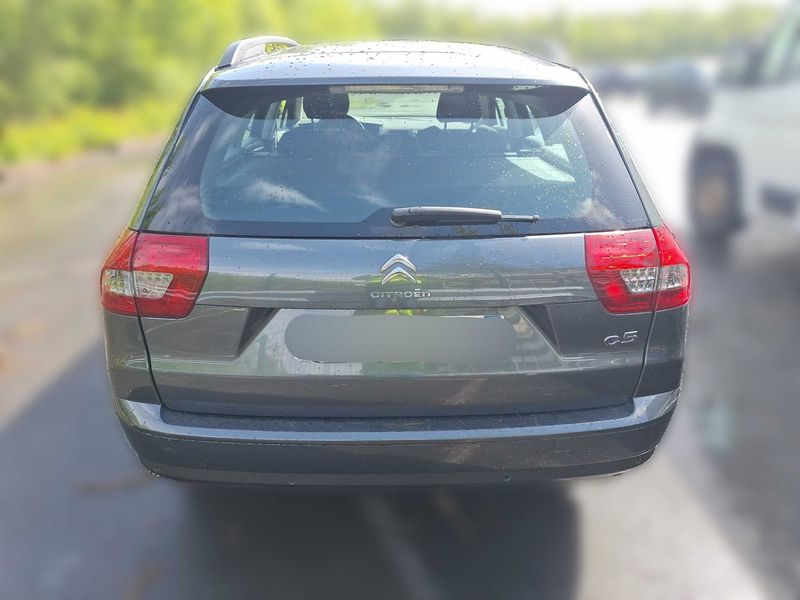 Citroen C5 2.0 HDi Confort 2014 – снимка на щета 4