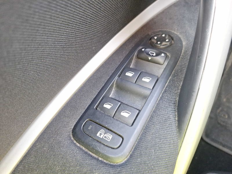 Citroen C5 2.0 HDi Confort 2014 – снимка 23