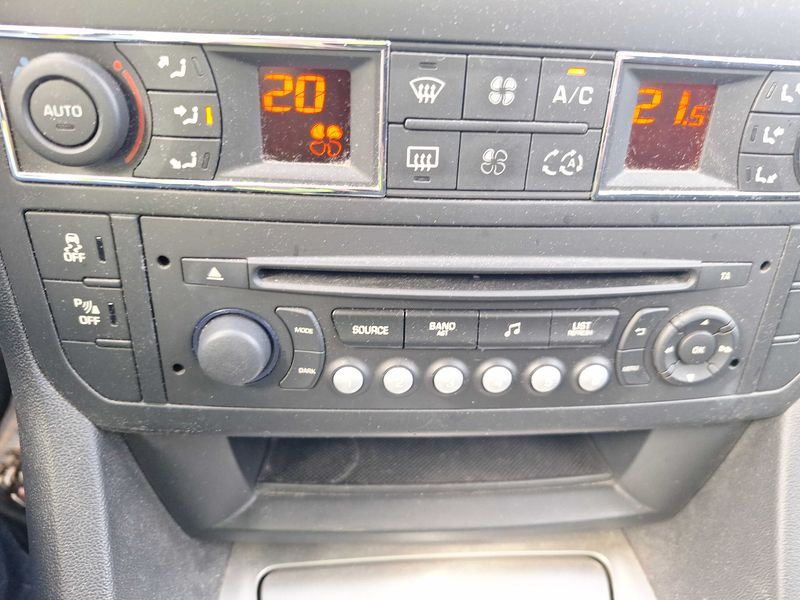 Citroen C5 2.0 HDi Confort 2014 – снимка 27