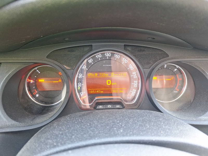 Citroen C5 2.0 HDi Confort 2014 – снимка 12
